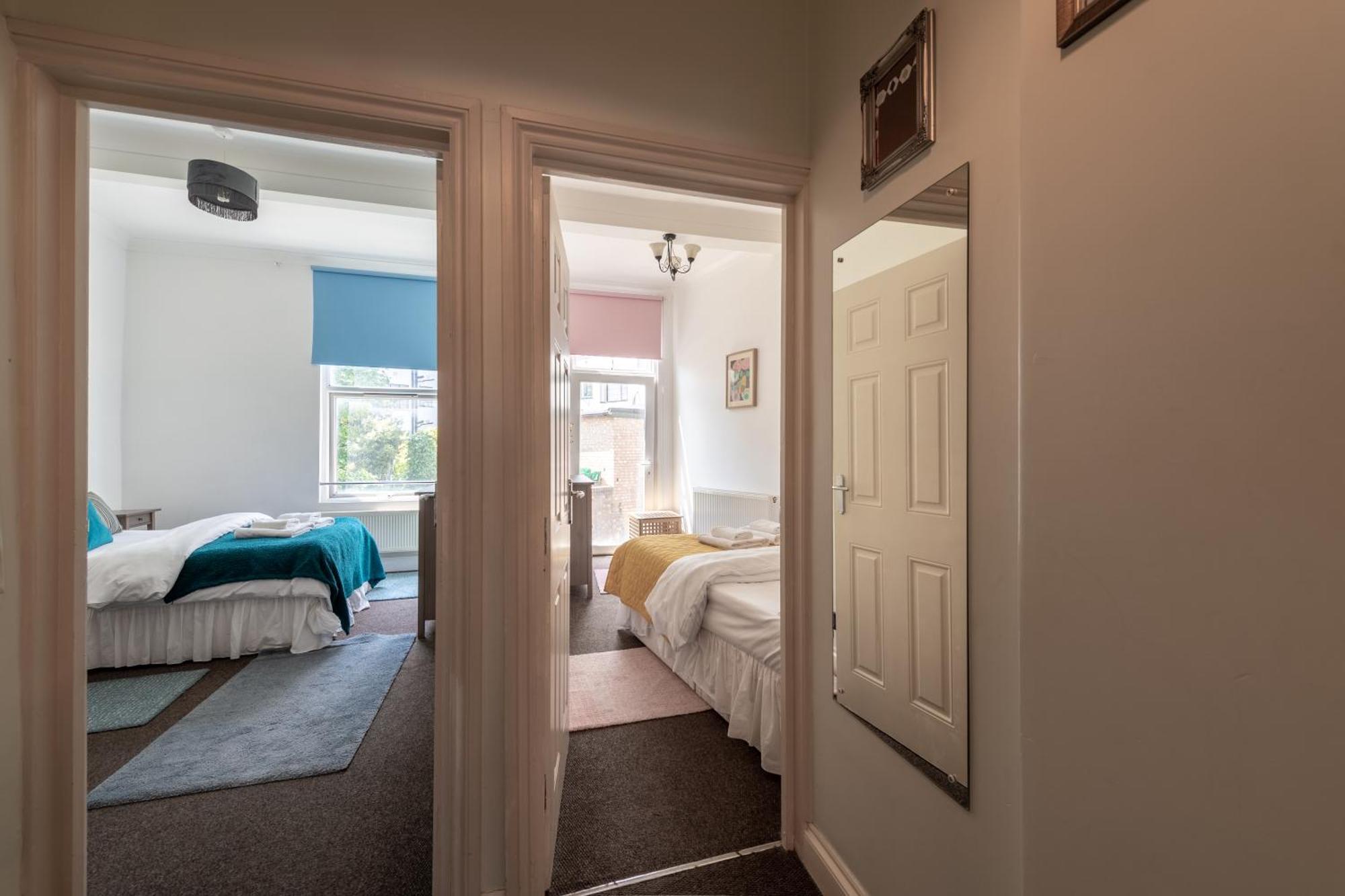 Spacious Comfy 2BR flat Londres Exterior foto