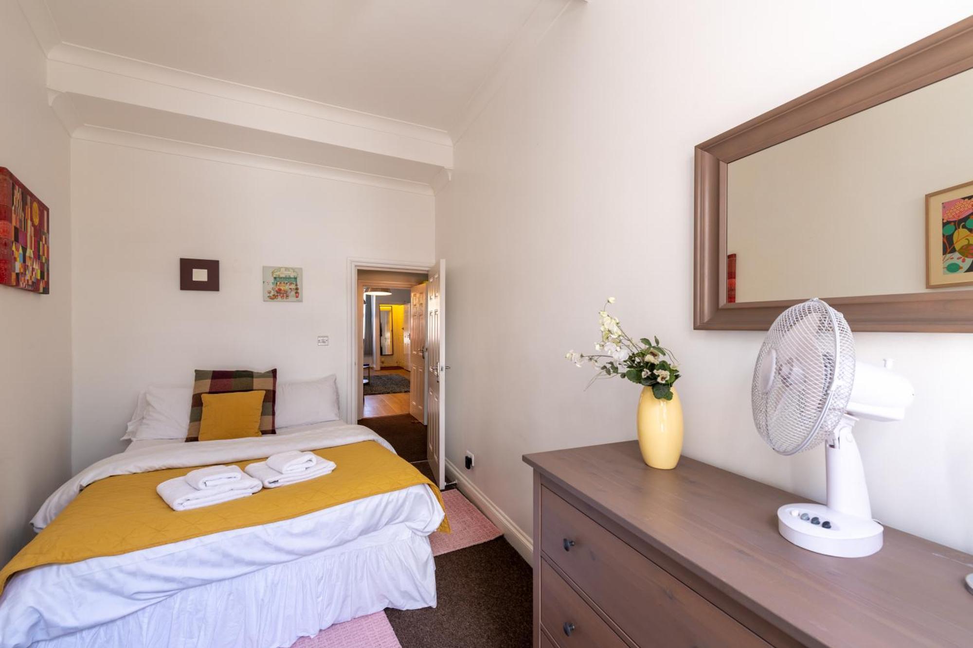 Spacious Comfy 2BR flat Londres Exterior foto